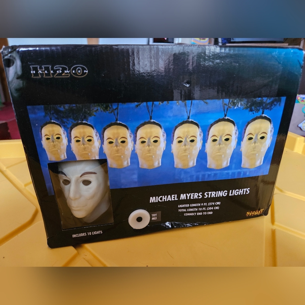 Michael Meyers String Lights - Picture 4 of 4